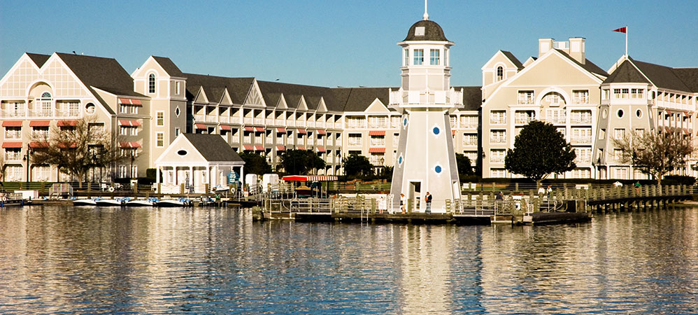 Yacht Club recreations