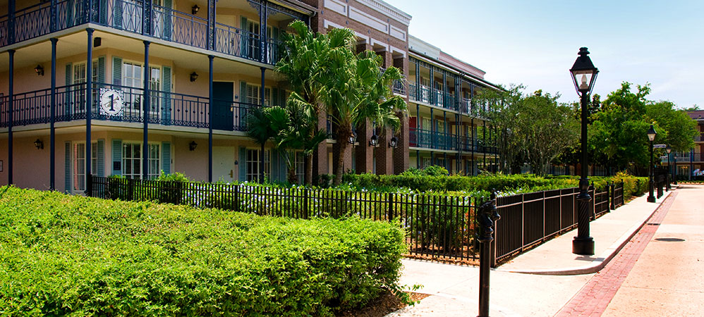 French-Quarter-resort