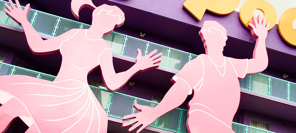 Pop-Century-Resort-enter