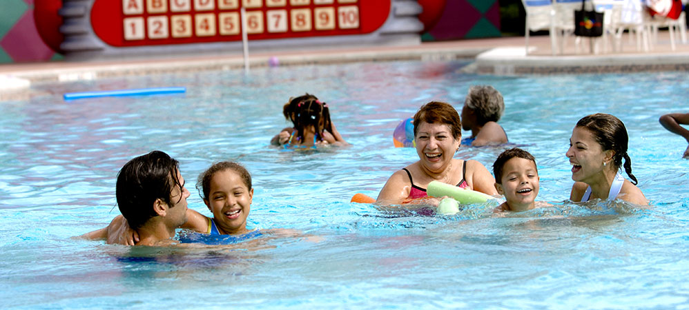 Pop-Century-Resort-pool