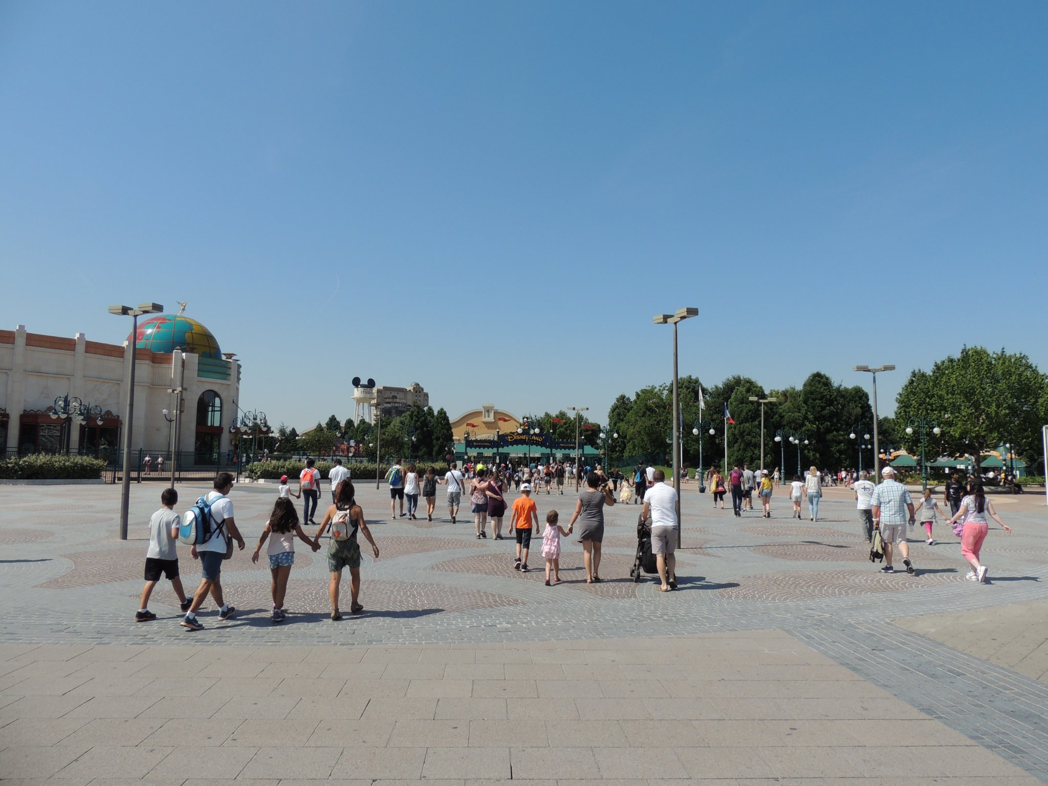 Disneyland square